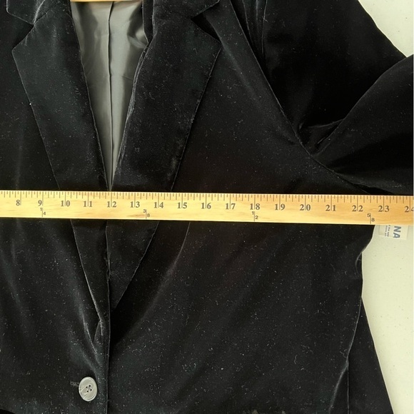 Old Navy Women’s Black XL Velvet Blazer Jacket One Button Pocket Party Career - Picture 8 of 11